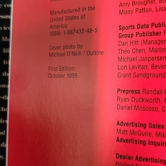 Michael Jordan 1st edition book - Picture 8 of 8